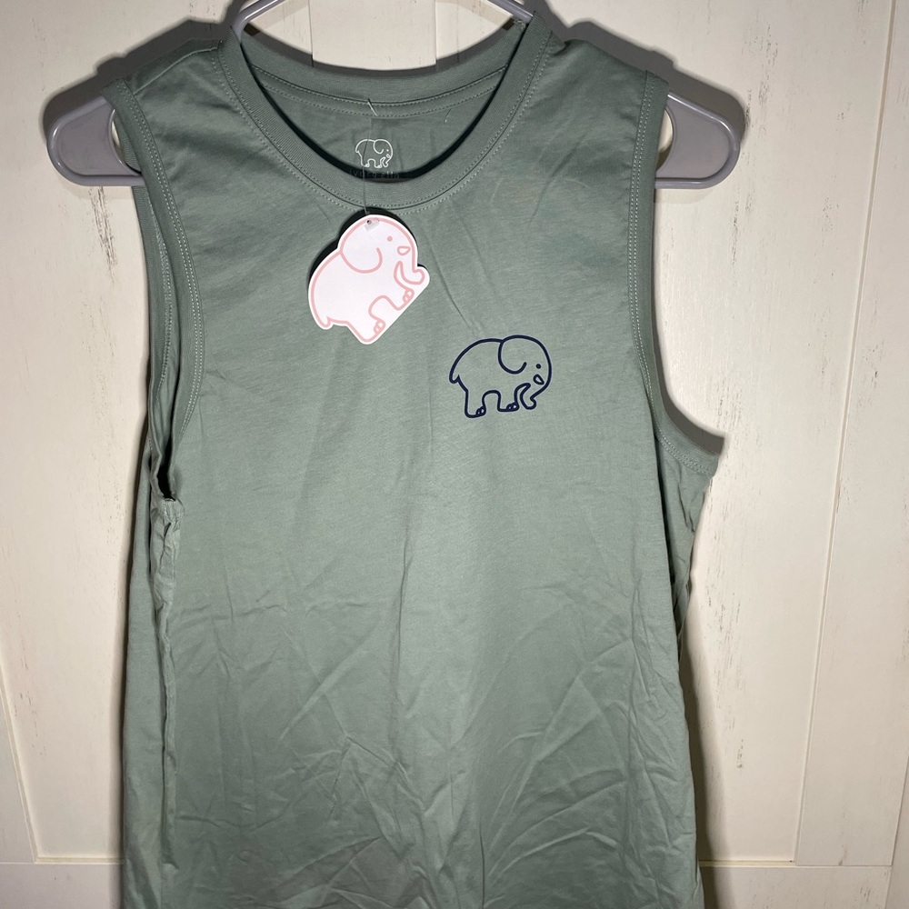 Ivory Ella Tank Top with Elephant soft Sage Green new with tags 100% Cotton LG